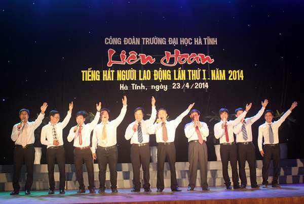 29 4LienHoan3